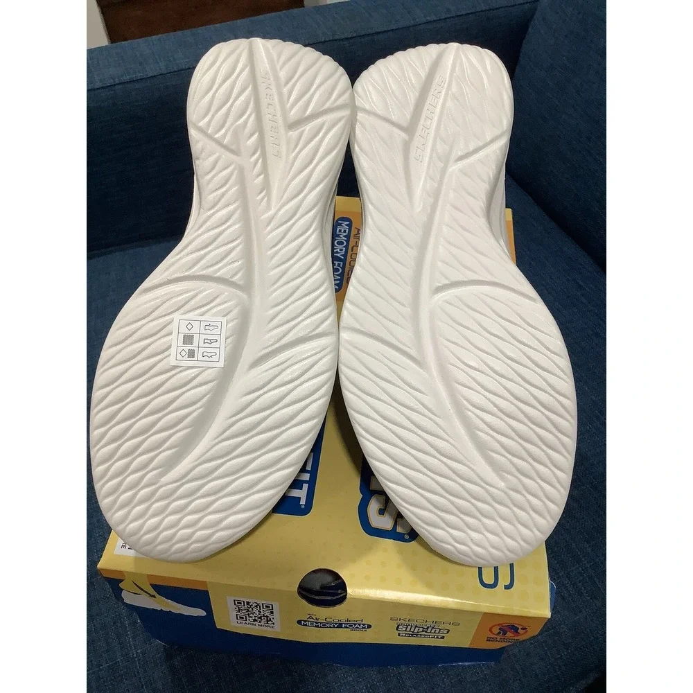 Skechers Slip-ins Relaxed Fit Slade Caster Mens 8 NEW Slip On Loafers 210889
